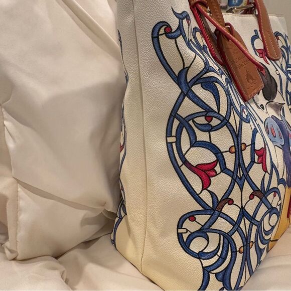 DOONEY & BOURKE DISNEY Princess SNOW WHITE Tote Dream Big Collection NWOT - Picture 6 of 17